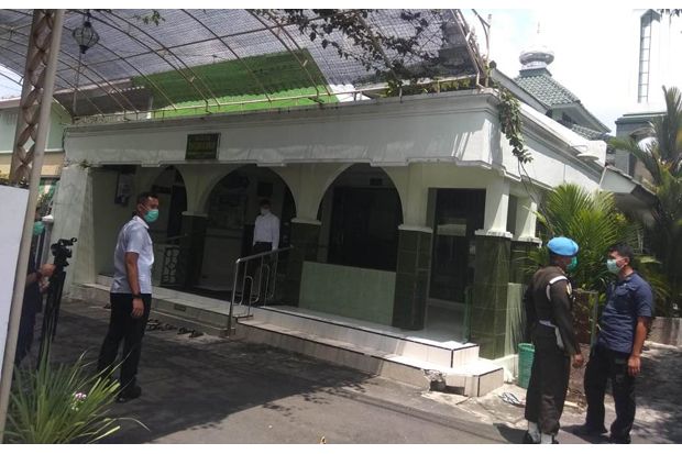 Jenazah Ibunda Jokowi Bakal Disalatkan di Masjid Baiturahman