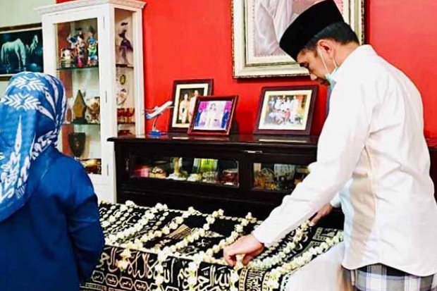 Ibunda Presiden Jokowi Akan Dimakamkan di Pemakaman Keluarga, Mundu Karanganyar