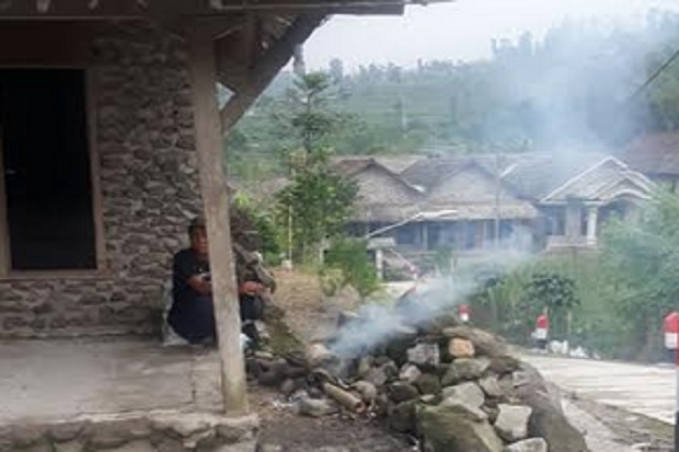 Gunung Merapi Erupsi, Api Unggun Muncul di Tlogolele Boyolali