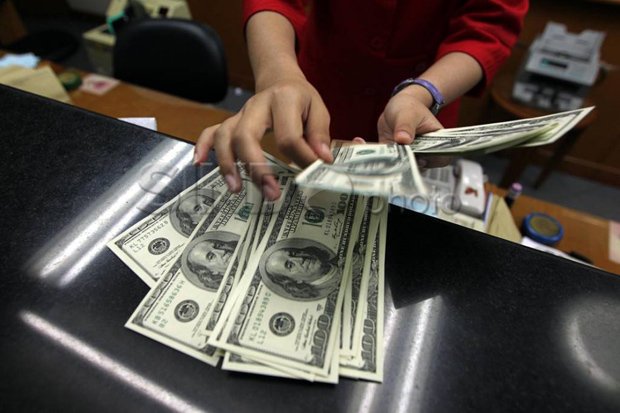 Rupiah Dibuka Membaik 98 Poin, Dolar AS Dekati Pelemahan Terbesar Satu Dekade