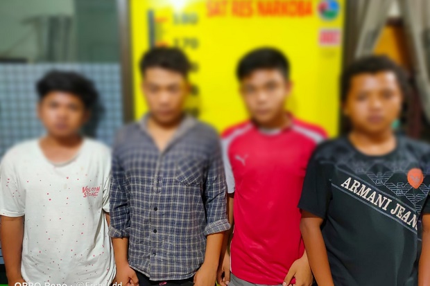 Pesta Ganja, 8 Pelajar Asal Kota Sungaipenuh Diringkus Polisi di Tiga Lokasi