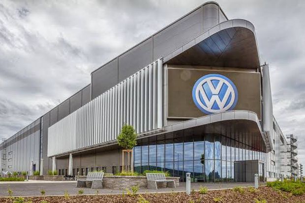 Tutupi Kerugian Corona, Tiap Pekan Volkswagen Keluarkan Rp35,2 Triliun