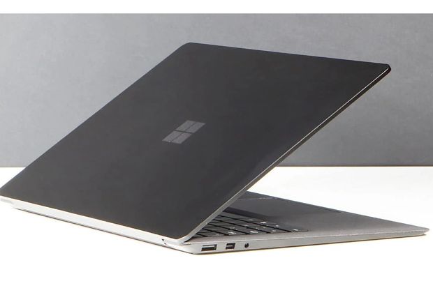 Microsoft Tawarkan Notebook Surface Berbasis Intel dan AMD