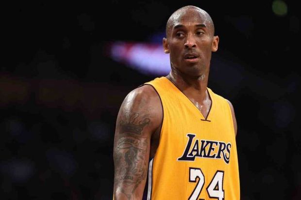 Handuk Mendiang Kobe Bryant Laku Dilelang Ratusan Juta Rupiah