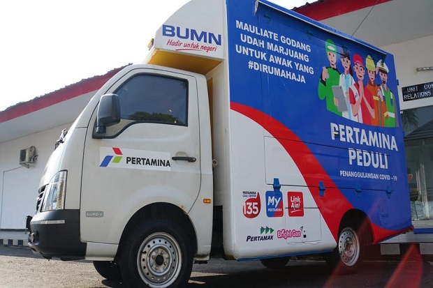 Bantu UMKM Terdampak Corona, Food Truck Pertamina Bagikan Makanan