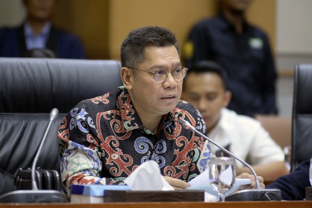 Komisi III Minta Kemenkumham Perketat Orang Asing Masuk ke Indonesia