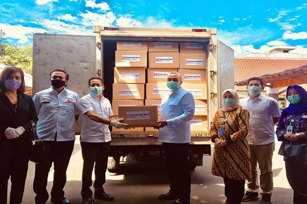 Sinar Mas Land Beri Bantuan 100 APD ke Kabupaten Tangerang