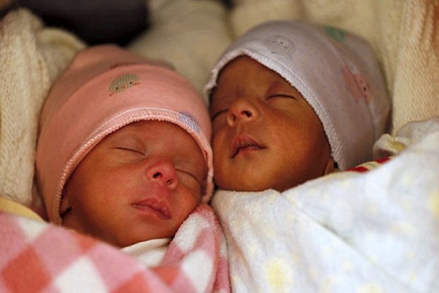 Lahir saat Pandemi, Bayi Kembar India Dinamai Covid dan Corona