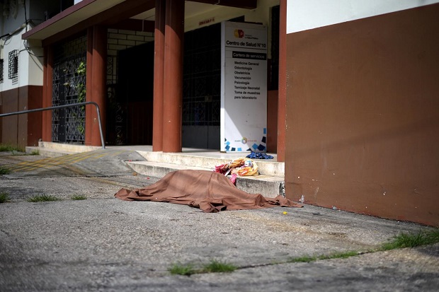 Di Ekuador, Mayat-mayat Korban Corona Tergeletak di Jalanan