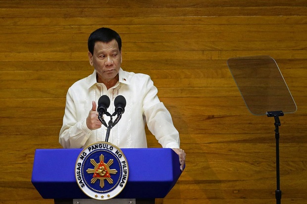 Duterte Sumbangkan Gajinya untuk Bantu Perangi Covid-19