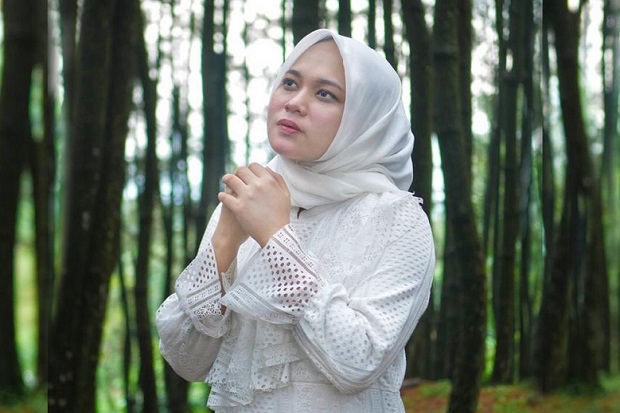 Lagu Aisyah Istri Rasulullah, Anisa Rahman Raih 20 Juta Viewers