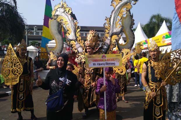 Puluhan Seni Tradisi Meriahkan Festival Pesona Lokal di Gedung Sate