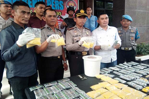 Tangkap Tiga Pengedar, Polisi Amankan 36.000 Butir Pil Koplo