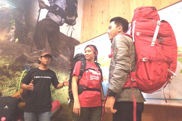 Peringati Sumpah Pemuda, Eiger Pamerkan Foto Ekspedisi 28 Gunung