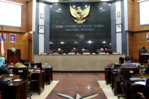 DPRD Indramayu Setujui Pengunduran Diri Bupati Anna Sophanah