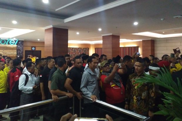 Jokowi Kumpulkan Ribuan Caleg Parpol Koalisi di Bandung
