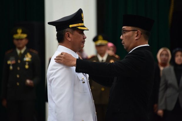 Dicky Saromi Resmi Menjadi Pj Bupati Cirebon