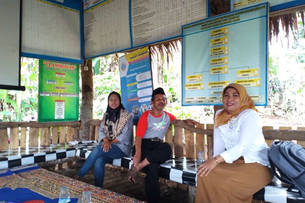 Kampung KB Mandiri Magot Sukses Lahirkan Inovasi Ekonomi Keluarga