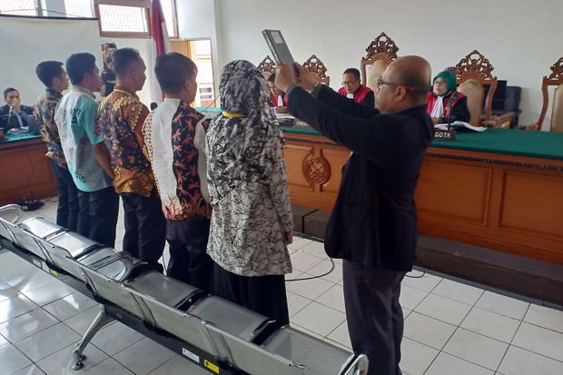 Sidang Kasus Meikarta, JPU Hadirkan Ajudan dan Sekpri Neneng