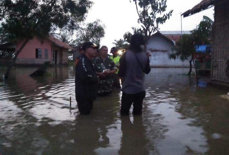 Banjir di Karawang Rendam 150 Hektare Sawah dan 61 Rumah