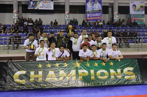 Tim Futsal Tirta Raharja Juara Open Tournament Futsal Jokma