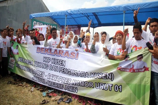 Tukang Kayu dan Kusen di Cirebon Deklarasi Dukung Jokowi-Maruf