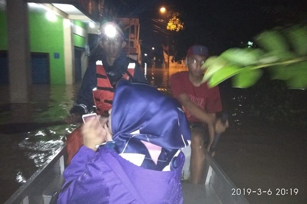 Diguyur Hujan Siang-Malam, 8 Kecamatan Kebanjiran