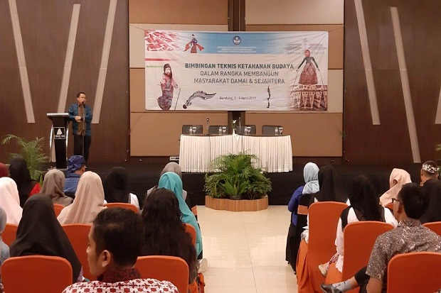 Generasi Milenial Jangan Minder Tampilkan Budaya Indonesia