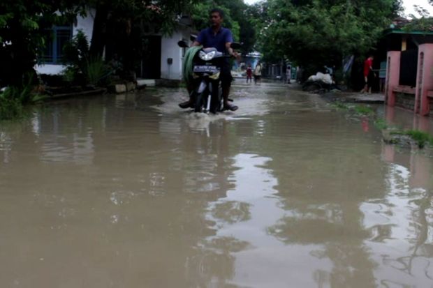 Banjir Melanda Indramayu, USBN di Sekolah Ini Ditunda