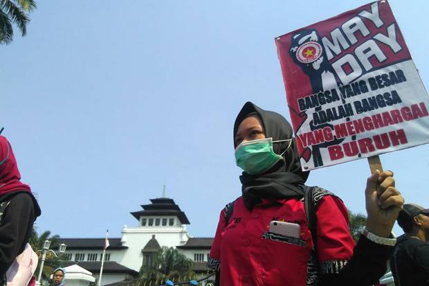 Mayday, Buruh Jabar Tuntut Gubernur Tuntaskan UMSK 2019