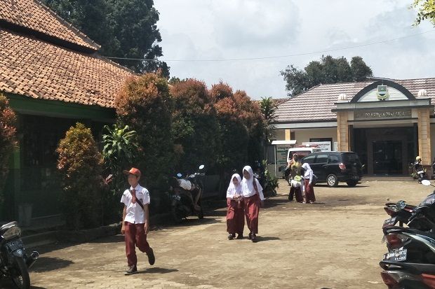 Pemda KBB Akan Merger Sekolah yang Masih Numpang di Kantor Desa