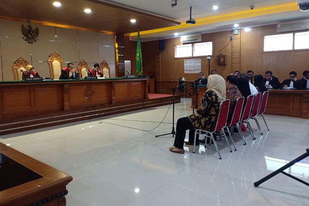 Bupati Bekasi Nonaktif Neneng Hasanah Yasin Dituntut 7,5 Tahun Penjara