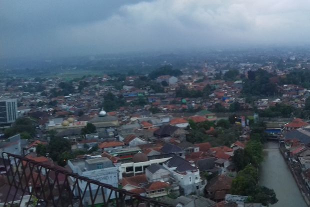 Waspada Hujan Disertai Angin Kencang di Bogor dan Depok Malam Nanti
