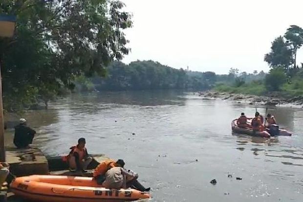 Pasha Tenggelam di Sungai Citarum