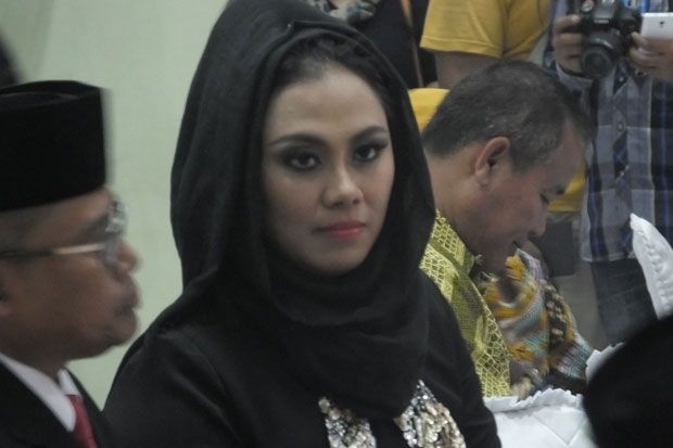 Bupati Cellica Imbau Warga Karawang Tak Ikut Aksi di Jakarta