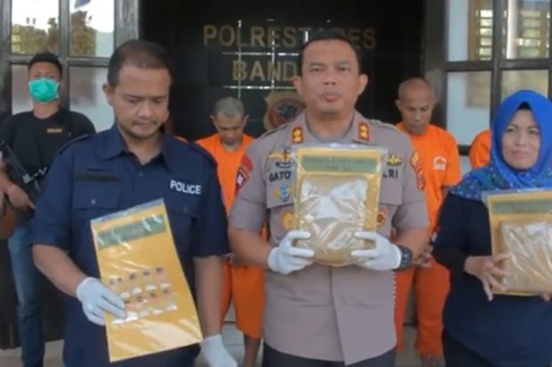 Sepekan, Polrestabes Bandung Bekuk 2 Bandar dan 12 Penyalahguna Narkoba