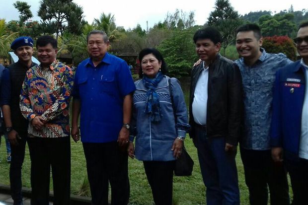 Bupati KBB Mengenang Momen Bertemu SBY dan Ibu Ani di Floating Market Lembang