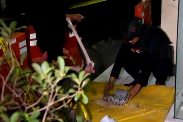 Pemulung di Cirebon Temukan 5 Benda Diduga Bom di Tempat Sampah