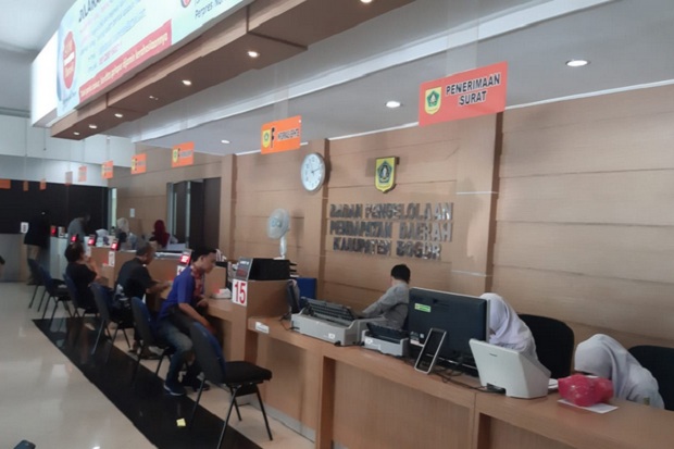 Lambatnya Pelayanan Bapenda Kabupaten Bogor Karena Kurangnya Pengawasan DPRD