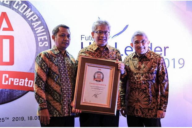 Bank bjb Terima Penghargaan Indonesia Best Public Companies 2019