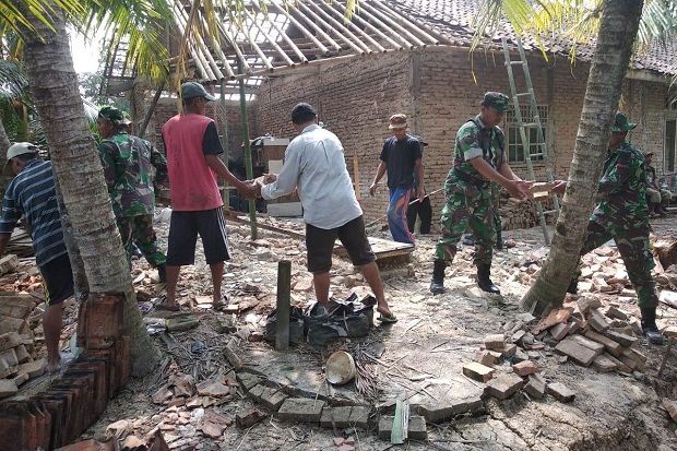 Prajurit Korem 064/MY Diterjunkan di 3 Kecamatan Terdampak Gempa