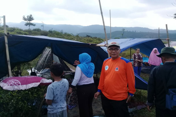 Gempa Terus Terjadi, Warga Bogor Bertahan di Pengungsian