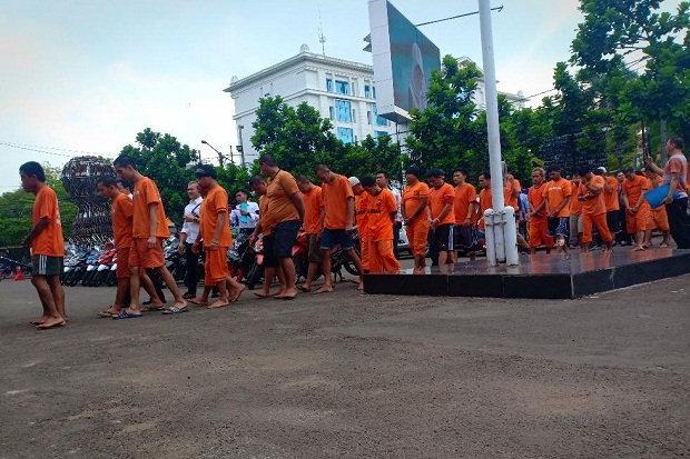 Sepekan Operasi Libas, Polrestabes Bandung Tangkap 42 Penjahat Jalanan