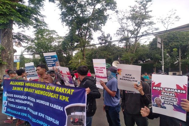 Aksi Damai Dukung RUU KPK di Bandung Berlanjut