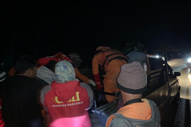 Korban Kapal Nelayan Terbalik di Pantai Santolo Ditemukan