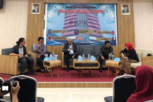 Judicial Review Jalan Aternatif Menguji UU KPK Hasil Revisi