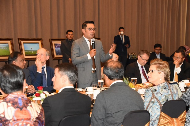 Sarapan Bersama Dubes dan CEO, Ridwan Kamil Tawarkan Investasi USD59 Miliar