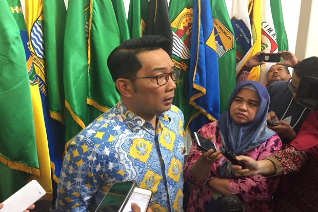 Mulai Tahun Depan Siswa SMAN Sederajat di Jabar Gratis SPP