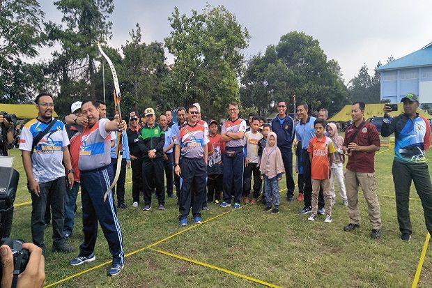 827 Atlet Berlaga di Danseskoau Archery Open Tournament Lembang