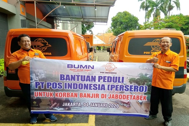 Pos Indonesia Serahkan Bantuan untuk Korban Banjir-Longsor Jabodetabek